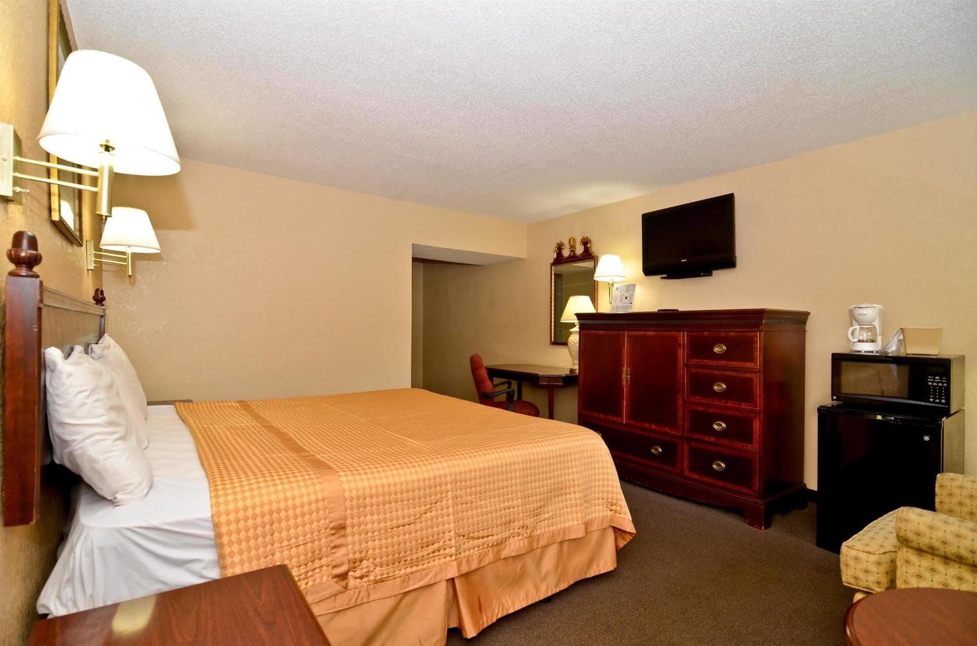 Americas Best Value Inn Smithfield Zimmer foto